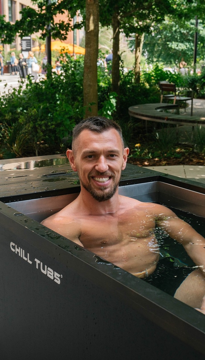 Have you ever wondered whether cold water therapy can help with your inflammation levels?   During the 30-day Chill Tubs study  Rob s inflammation levels decreased by 22         Head over to our website to start your cold water therapy journey today        #chilltubs #chilltub #coldwatertherapy #coldwaterimmersion #wimhof #wimhofmethod #coldwaterbenefits